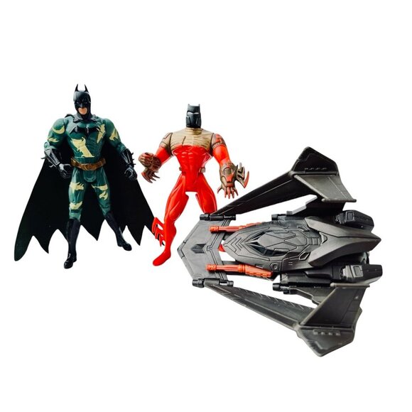 DC Batman v Superman Batwing + '94 Knightquest & '08 Dark Knight Figures Bundle - Picture 1 of 13